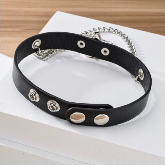 Necklace PU Leather Black Goth Punk Rock Choker Necklaces For Women - Picture 6 of 6